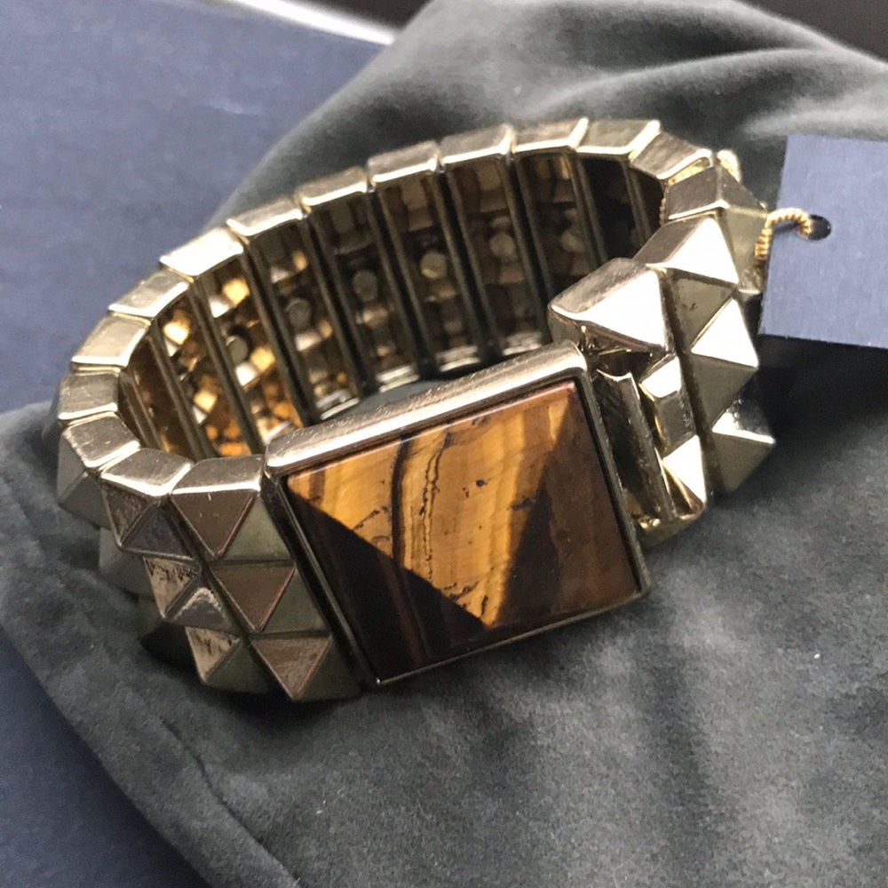 HOUSE OF HARLOW Gold 'Rockstar' Cat-eye Bracelet